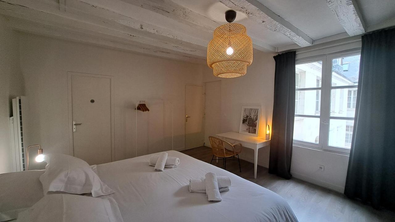 Appartement Centre Vieux Tours Dans Immeuble Historique 3P Exteriör bild